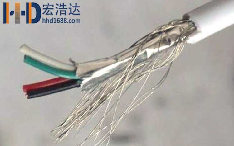 手機(jī)數(shù)據(jù)線可以傳輸數(shù)據(jù)