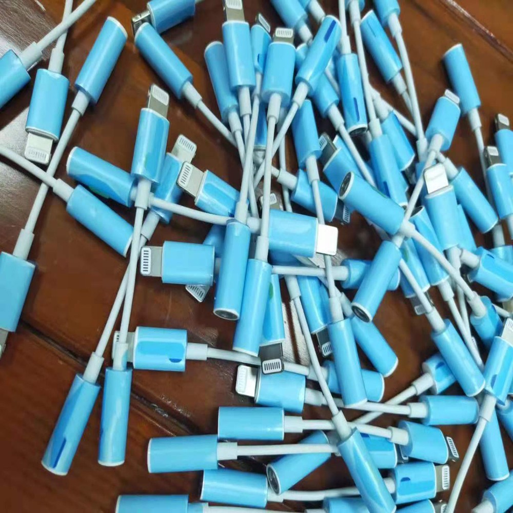 適用于蘋(píng)果13/13Pro lightning轉(zhuǎn)3.5mm音頻轉(zhuǎn)接線(xiàn) 耳機(jī)轉(zhuǎn)換頭定制
